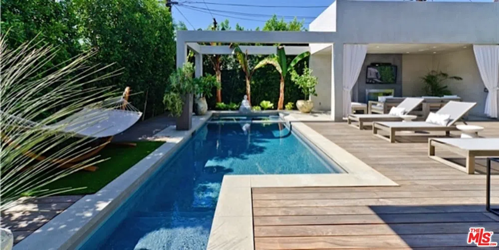 307 S Sycamore Avenue Los Angeles, CA 90036