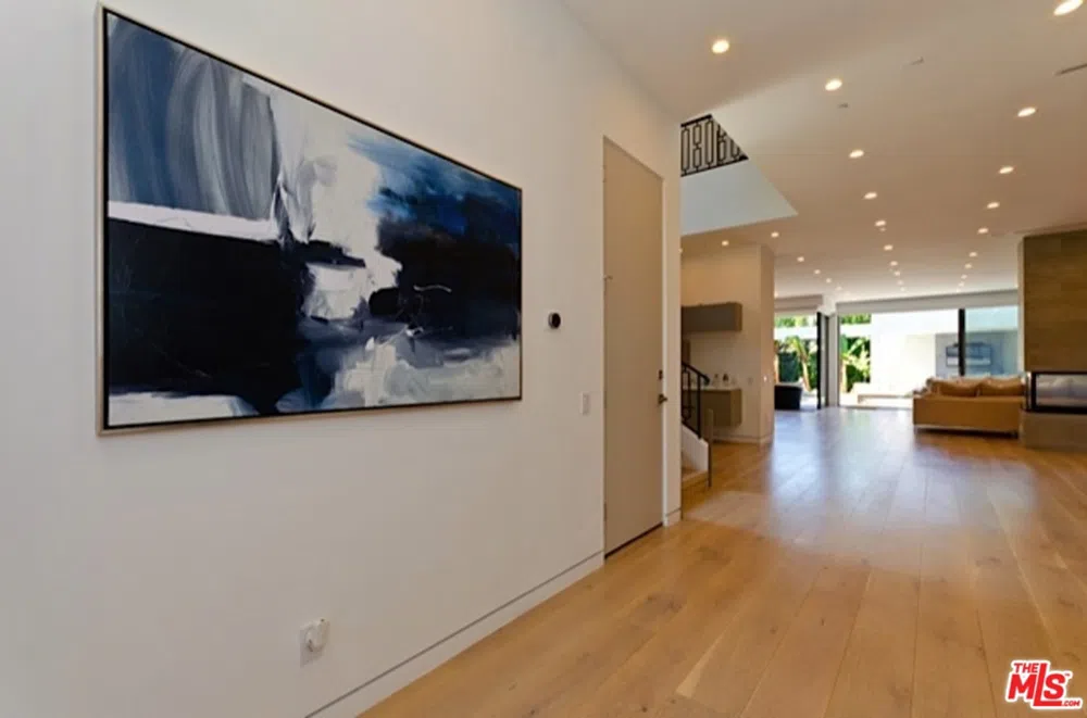 307 S Sycamore Avenue Los Angeles, CA 90036