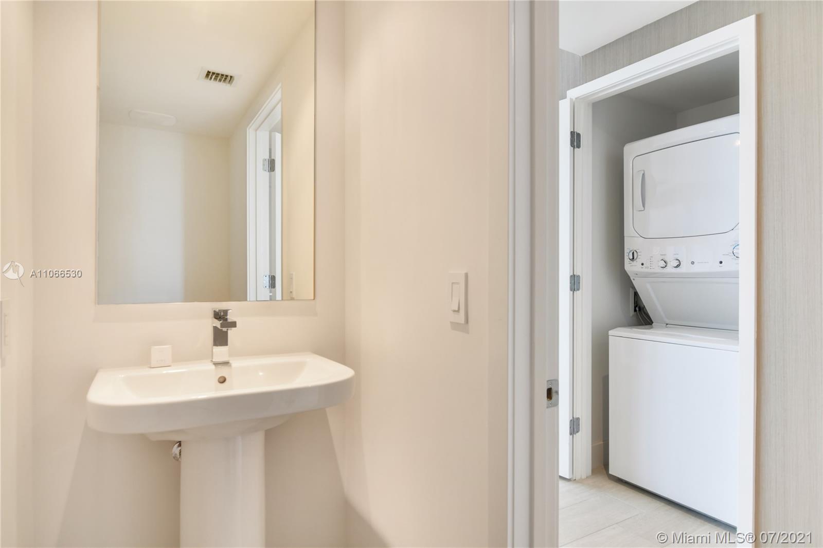 4010 S Ocean Dr #R703 Hollywood, FL 33019