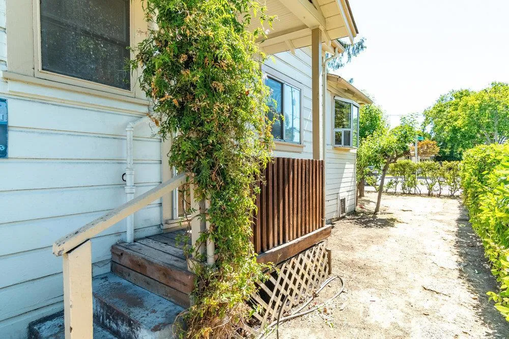 358 6th Street Gilroy, CA 95020