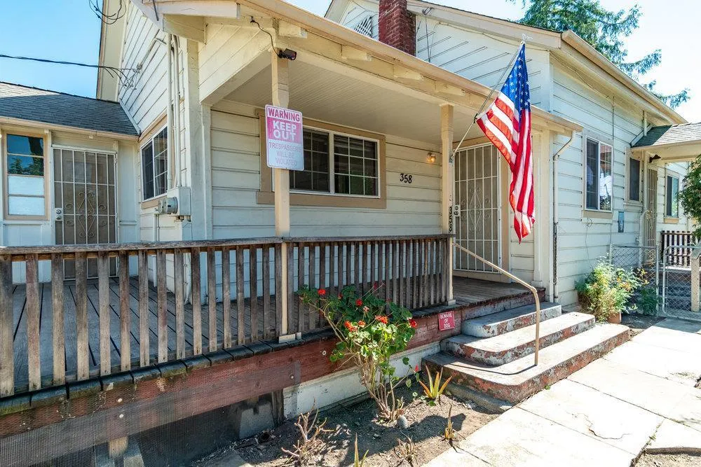 358 6th Street Gilroy, CA 95020