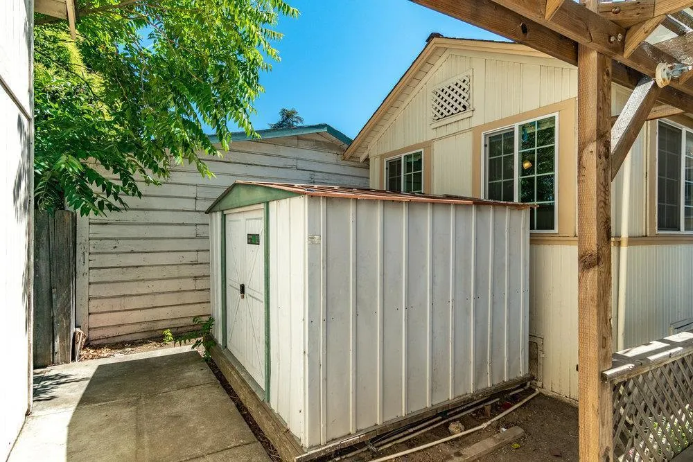 358 6th Street Gilroy, CA 95020