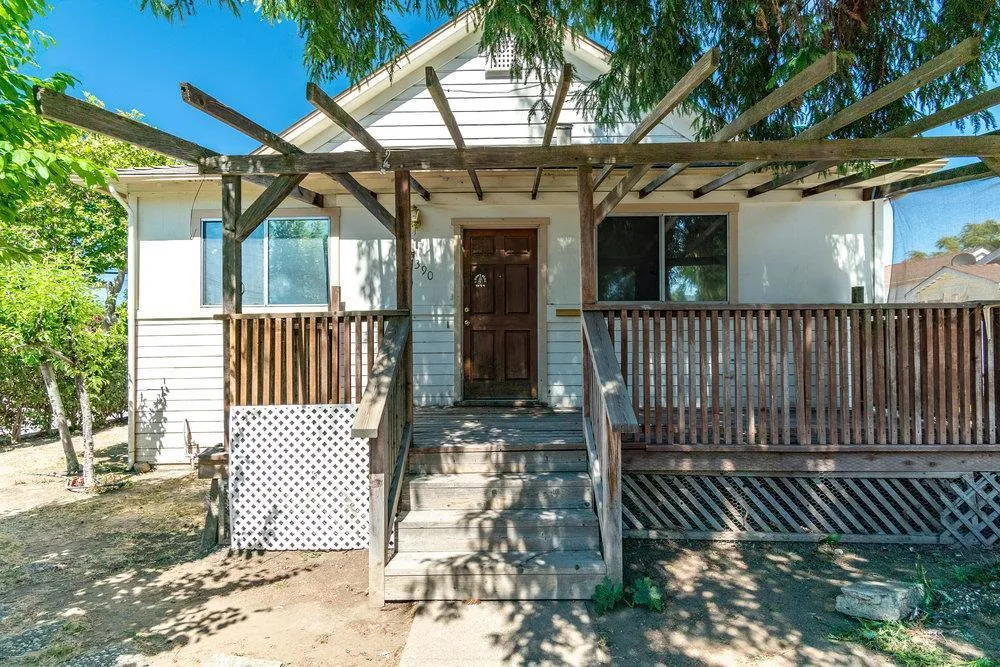 358 6th Street Gilroy, CA 95020