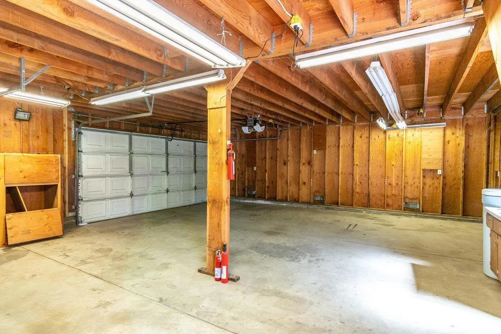 358 6th Street Gilroy, CA 95020