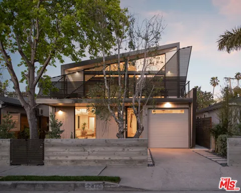 2412 Bryan Avenue