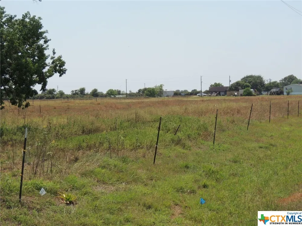 28 Jaseton Path Port Lavaca, TX 77979