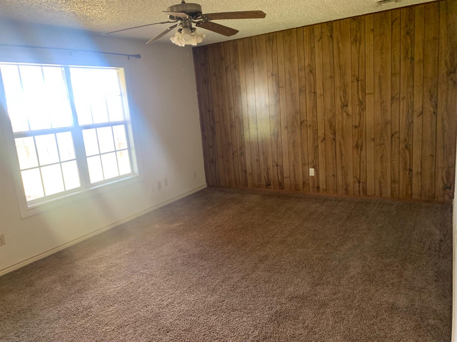4209 Ridgeway Plainview, TX 79072