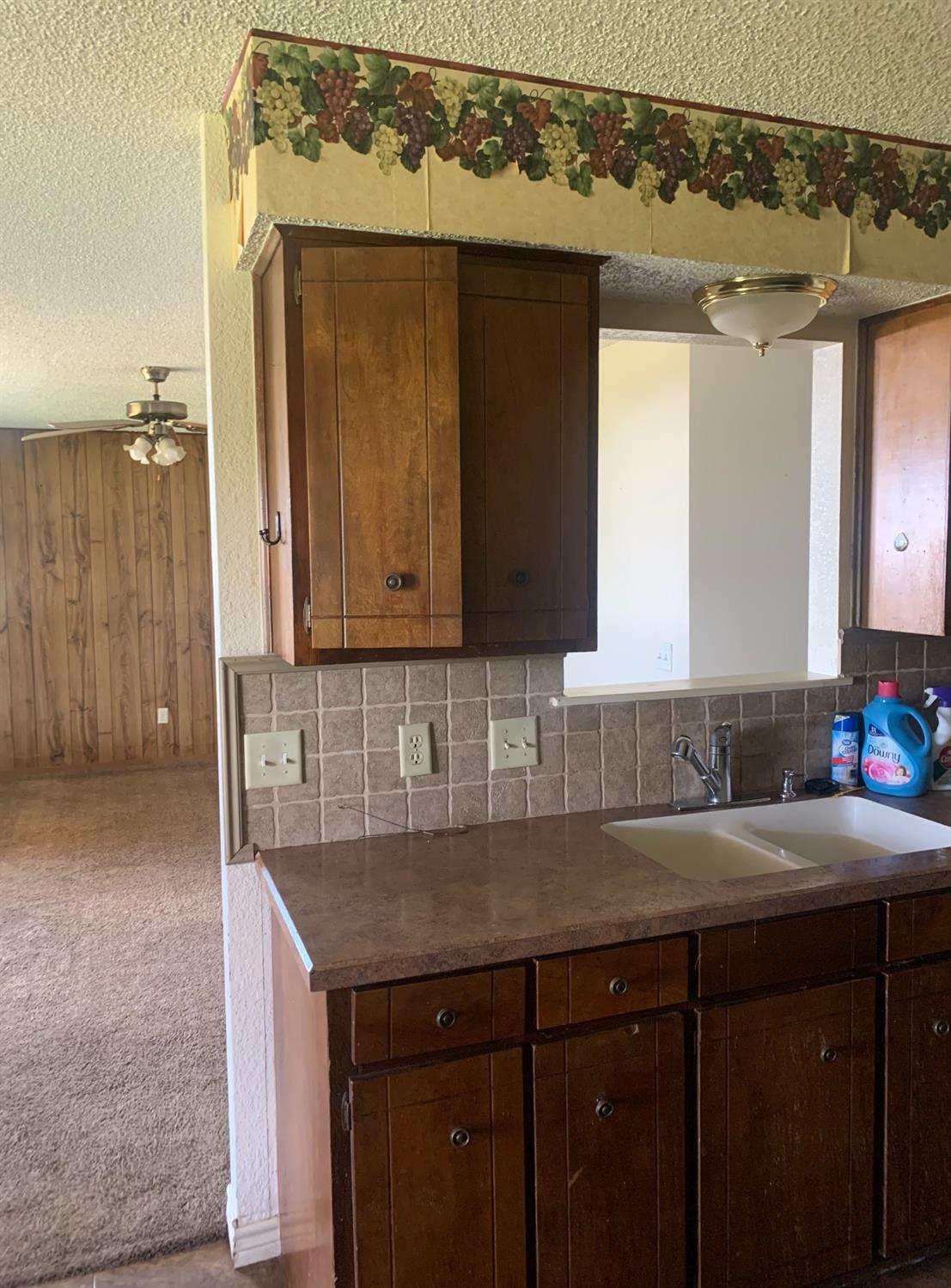 4209 Ridgeway Plainview, TX 79072