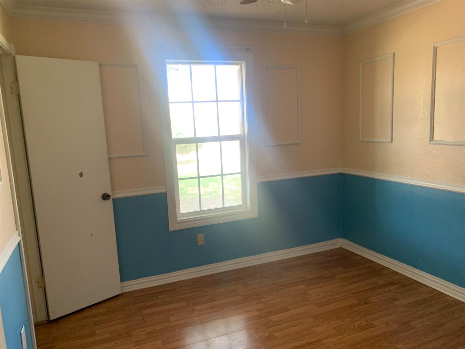 4209 Ridgeway Plainview, TX 79072