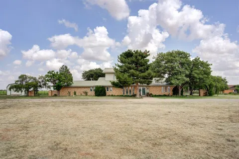 1702 Old Lamesa Road