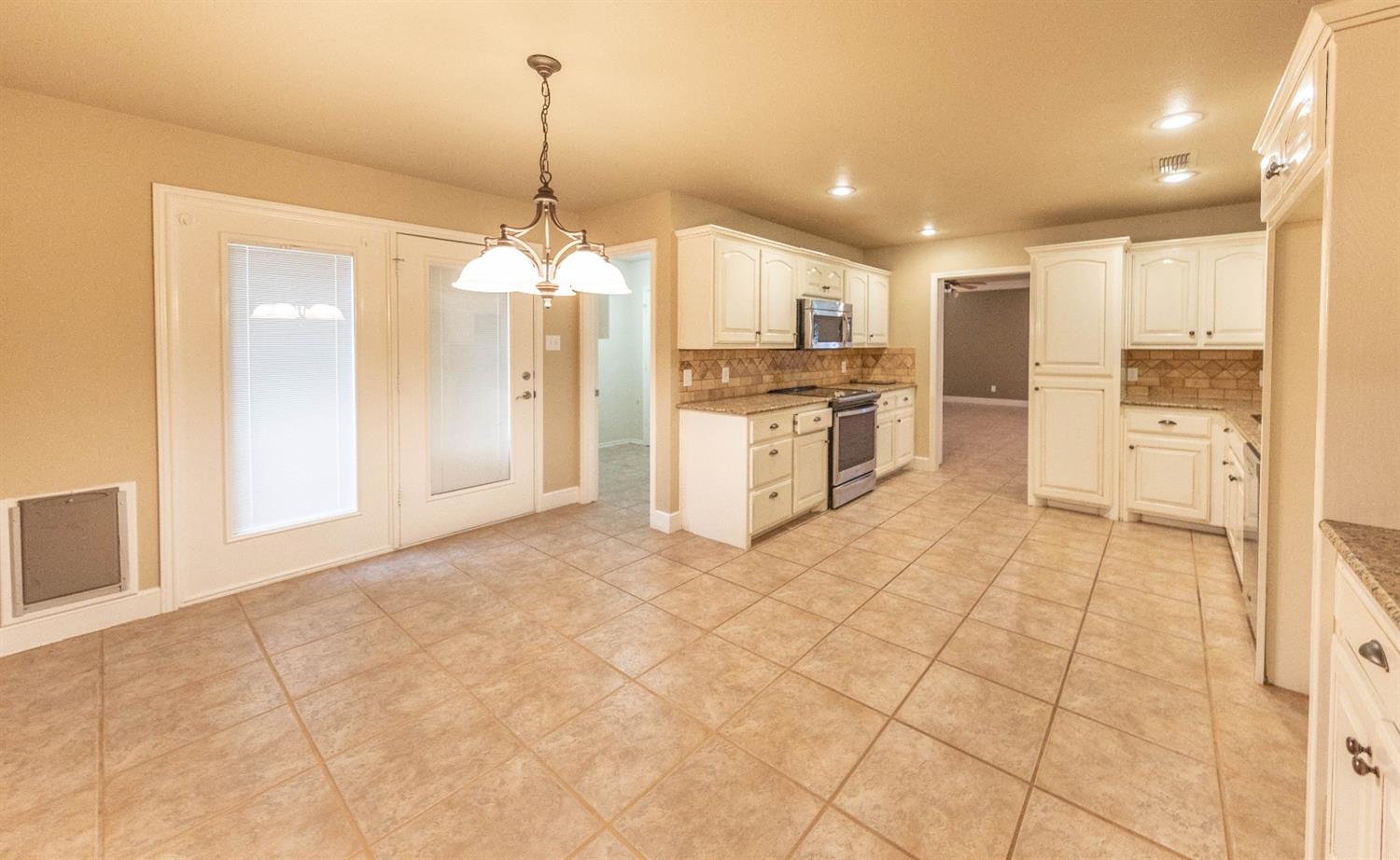 2302 Slide Road Lubbock, TX 79407