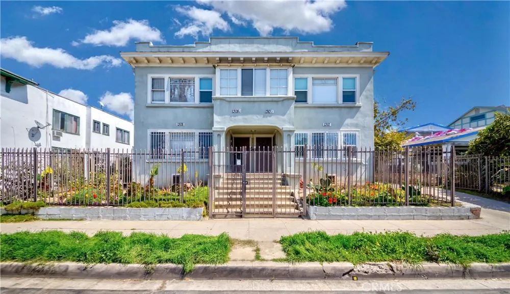 1308 S Van Ness Avenue Los Angeles, CA 90019