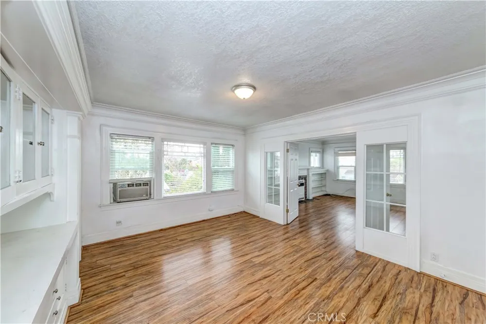 1308 S Van Ness Avenue Los Angeles, CA 90019