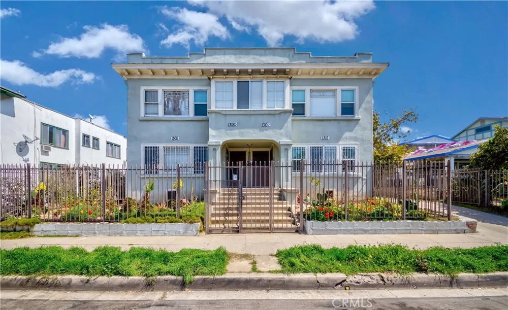 1308 S Van Ness Avenue Los Angeles, CA 90019
