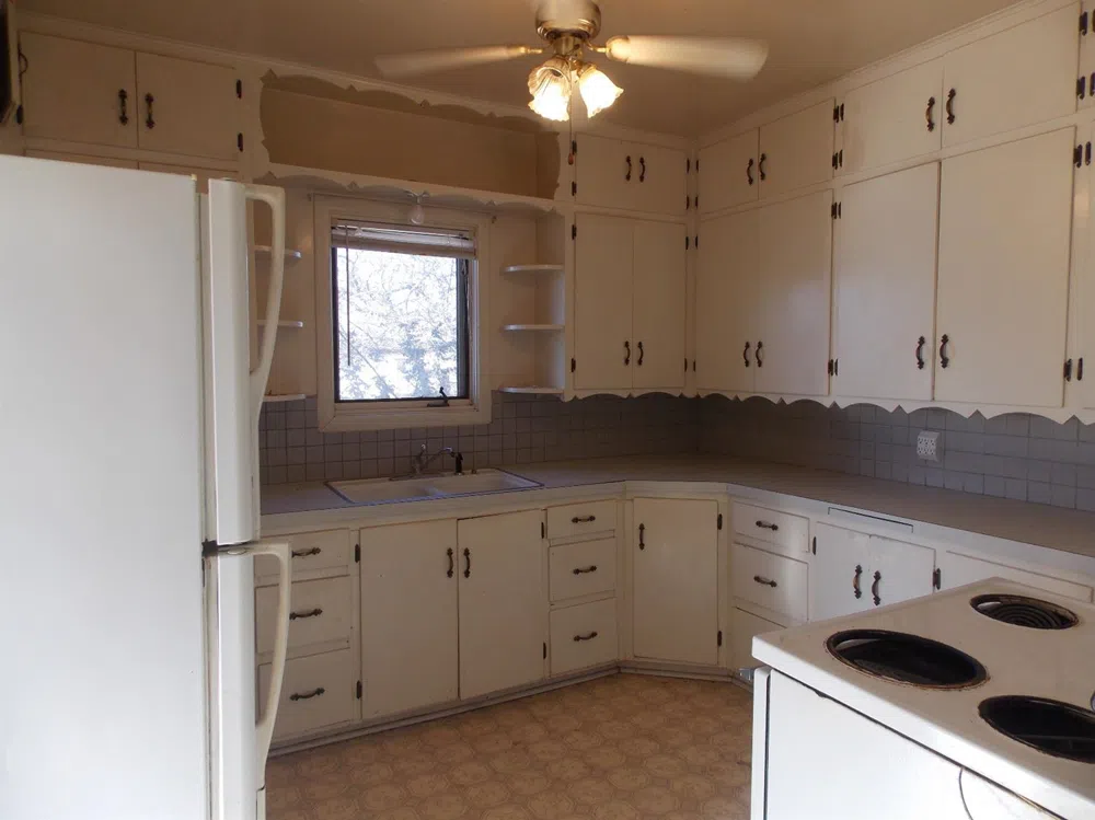 211 Ave F Abernathy, TX 79311