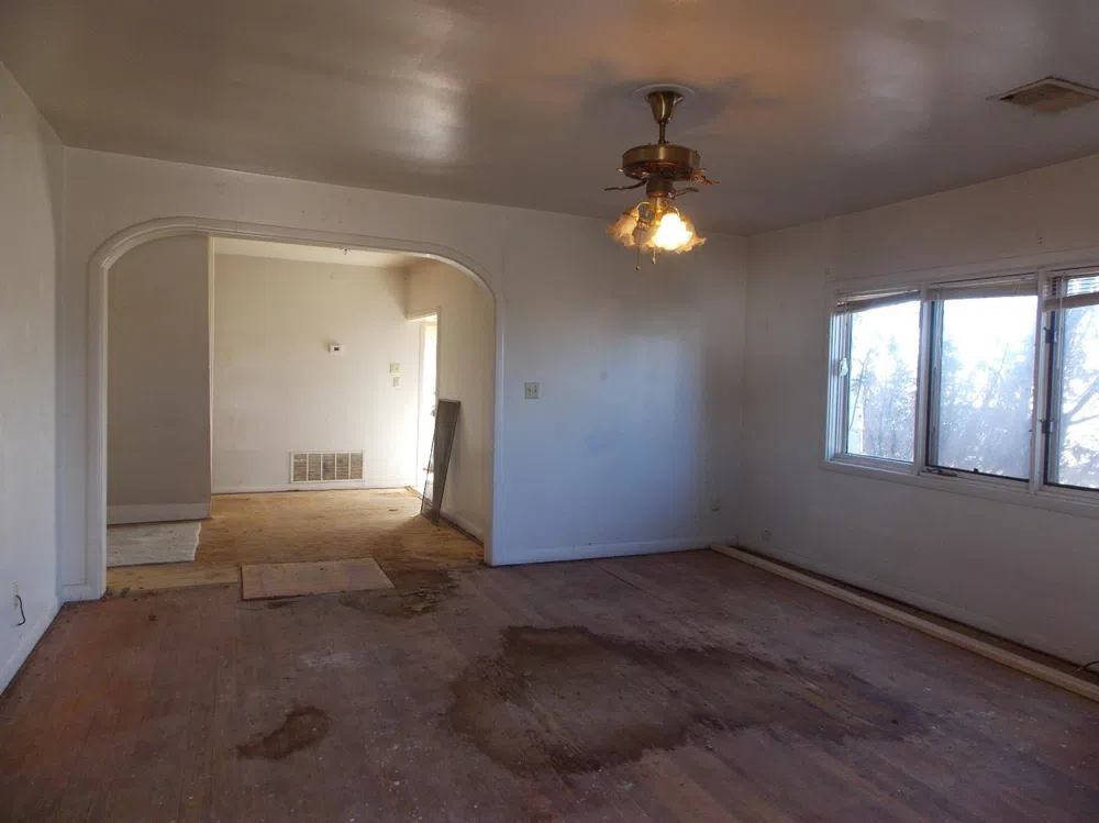 211 Ave F Abernathy, TX 79311