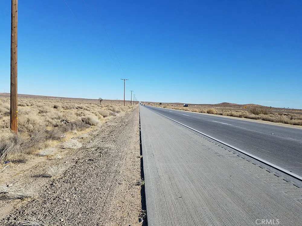 100 On Highway 58 Mojave, CA 93501