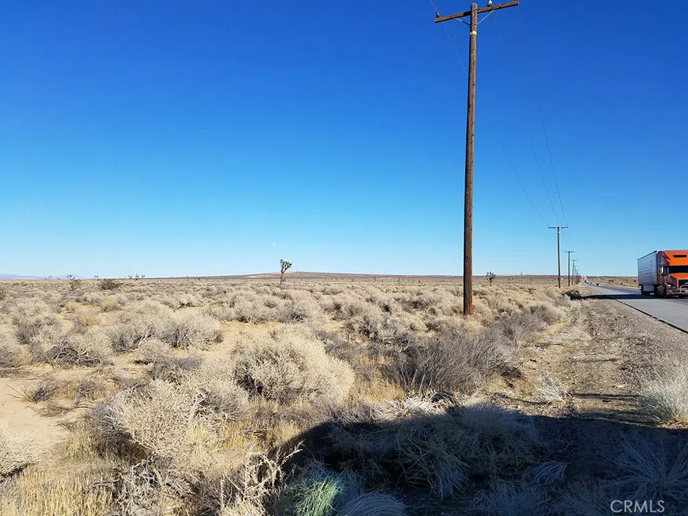 100 On Highway 58 Mojave, CA 93501