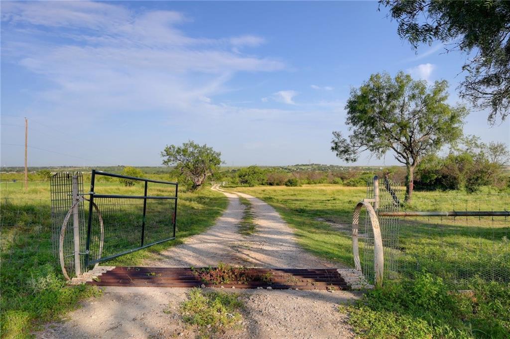 1280 Union Wine Road New Braunfels, TX 78130