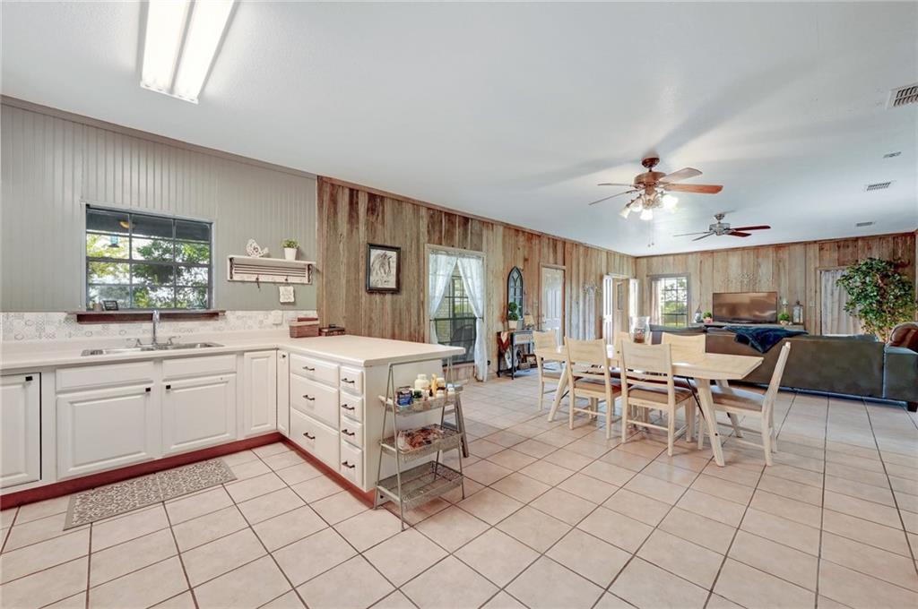 1280 Union Wine Road New Braunfels, TX 78130