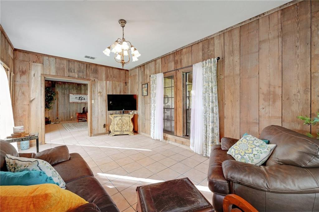 1280 Union Wine Road New Braunfels, TX 78130