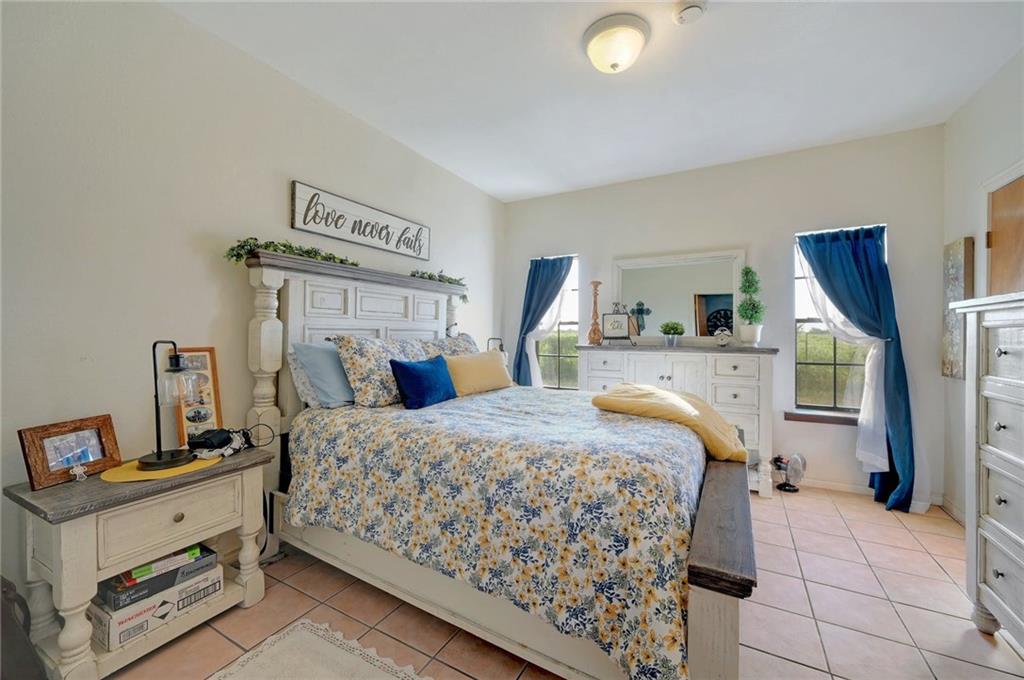 1280 Union Wine Road New Braunfels, TX 78130