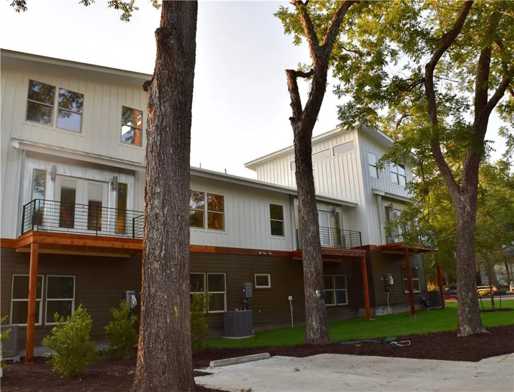 609 Elmwood Pl #B Austin, Texas 78705