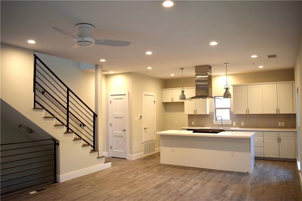 609 Elmwood Pl #B Austin, Texas 78705