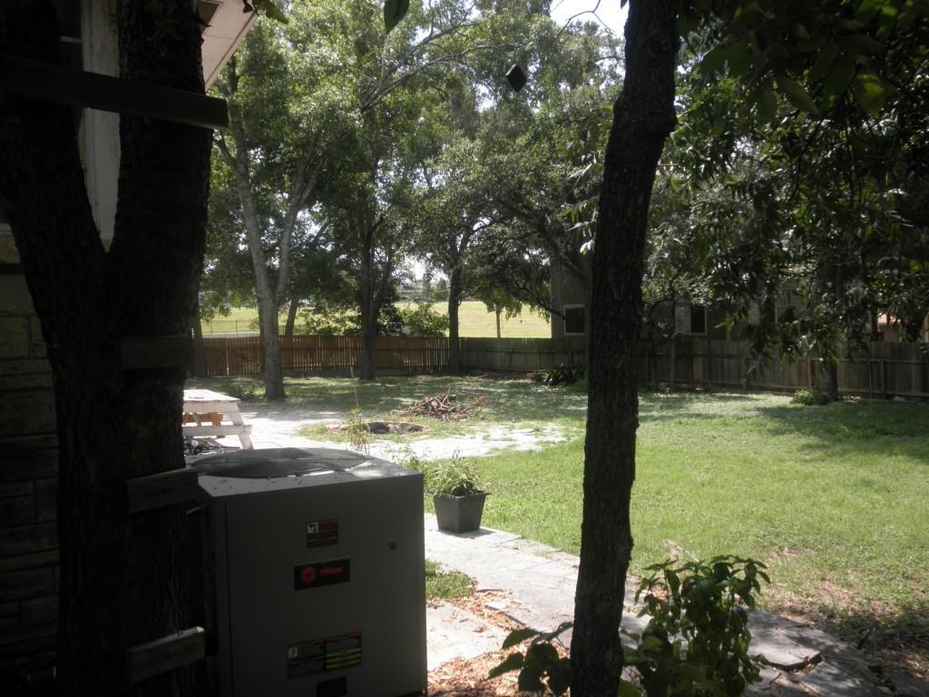 915 Duncan Ln Austin, Texas 78705