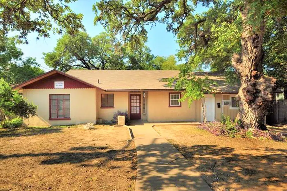 911 Duncan Ln Austin, Texas 78705
