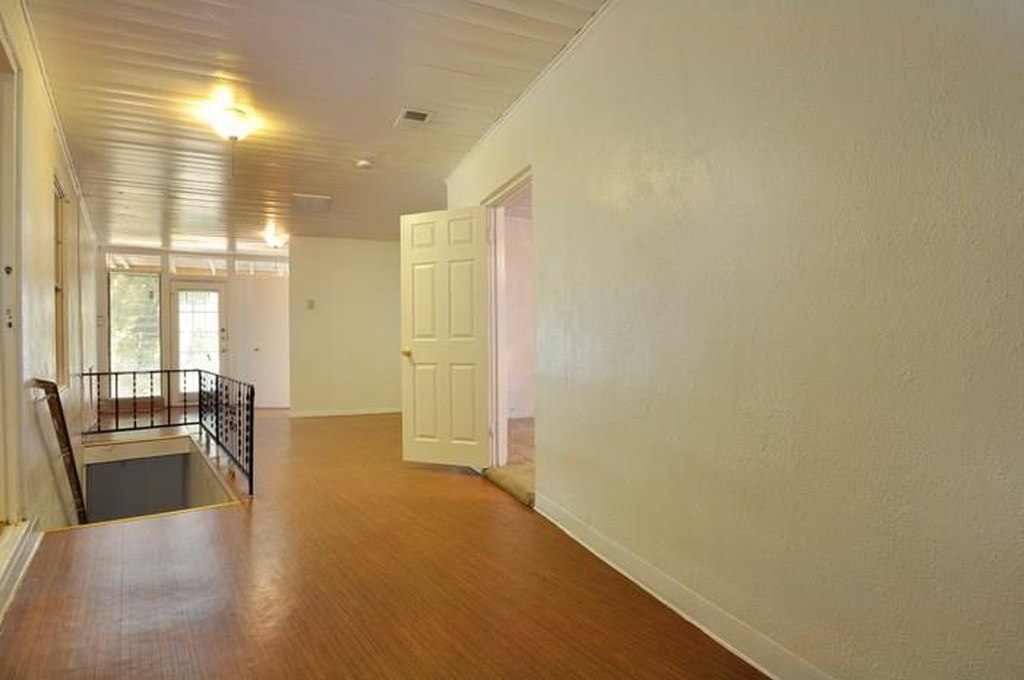 911 Duncan Ln Austin, Texas 78705