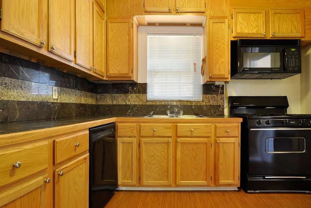 911 Duncan Ln Austin, Texas 78705
