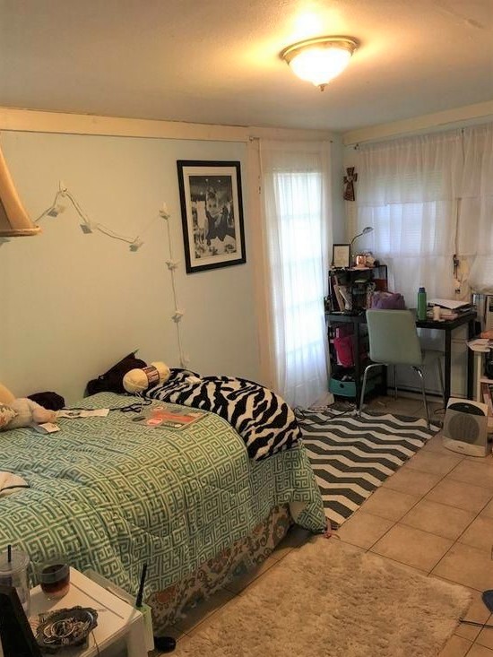 824 E 30th St, Austin, TX 78705 Austin, Texas