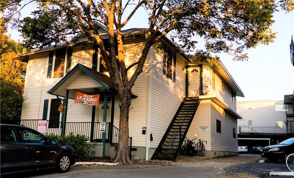 2811 Salado Austin, Texas 78705
