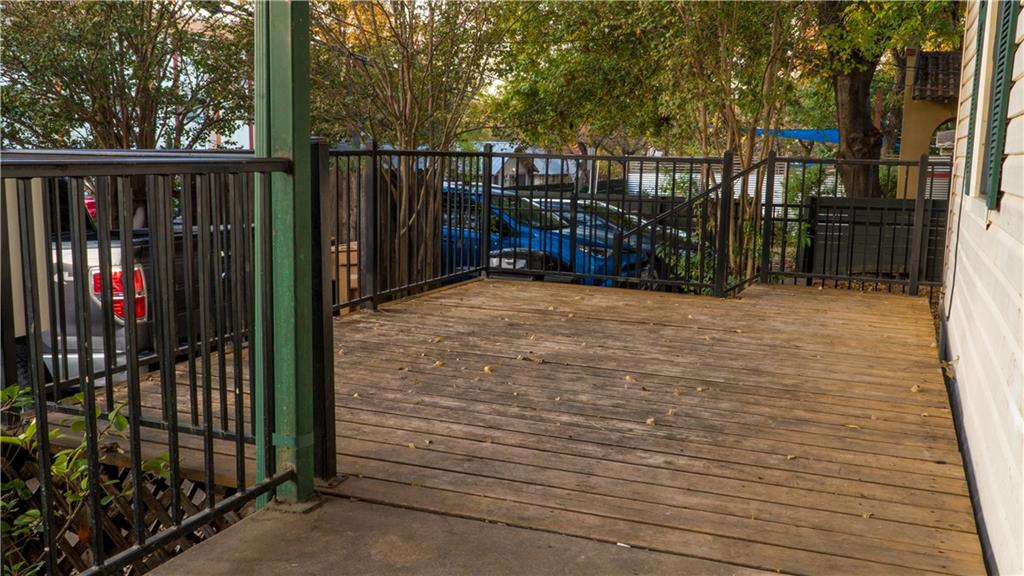 2811 Salado Austin, Texas 78705