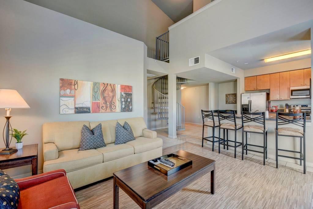 2515 Pearl St #608 Austin, Texas 78705
