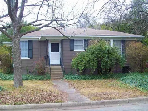 2915 Hampton Rd, Austin, TX 78705
