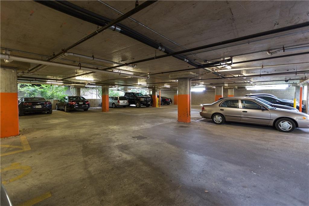 2708 San Pedro #203 Austin, Texas 78705