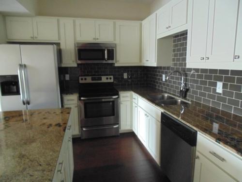 2708 San Pedro #203 Austin, Texas 78705