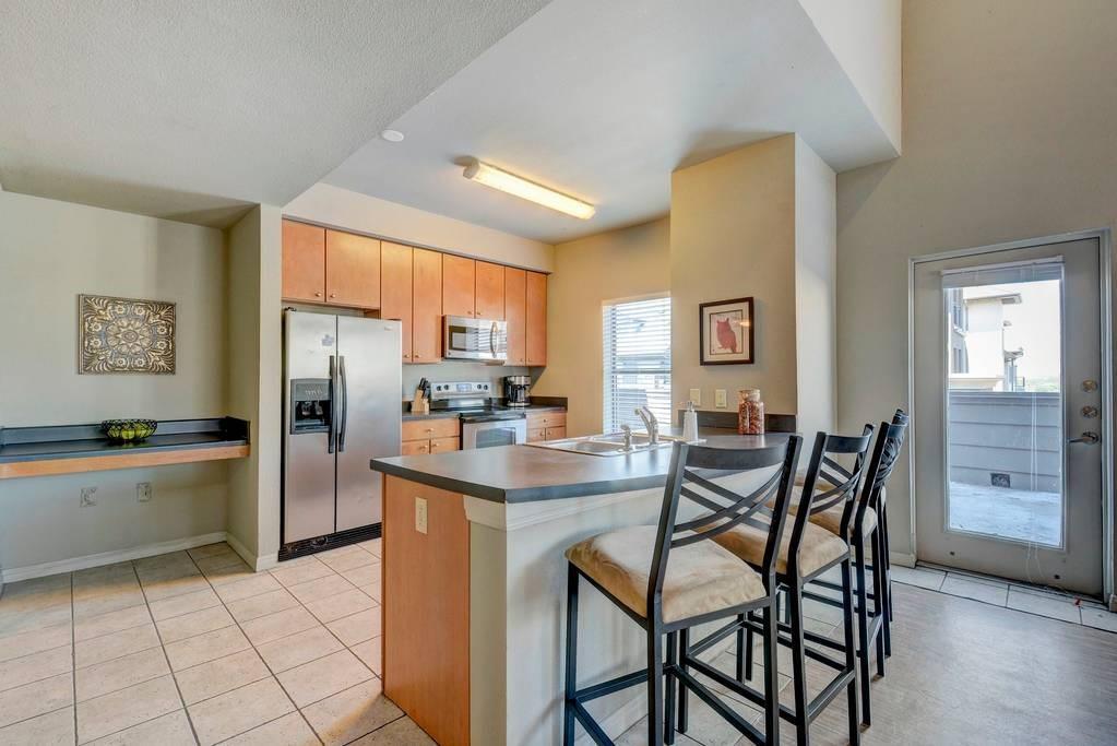 2515 Pearl St #210 Austin, Texas 78705