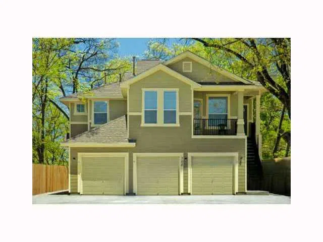 705 Nelray Austin, Texas 78741