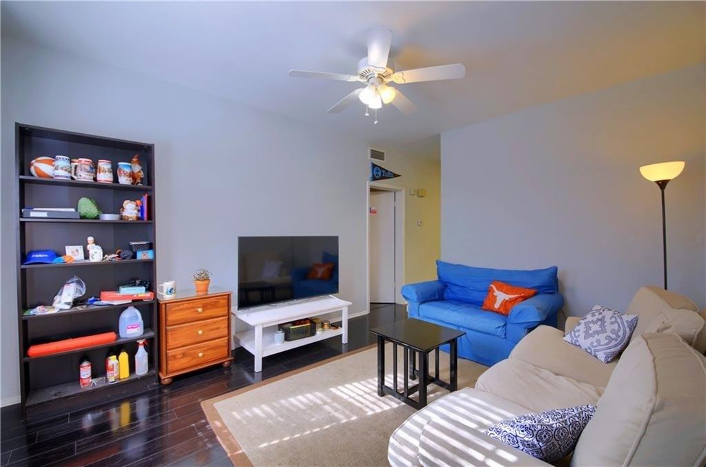 2801 Rio Grande St #302 Austin, Texas 78705