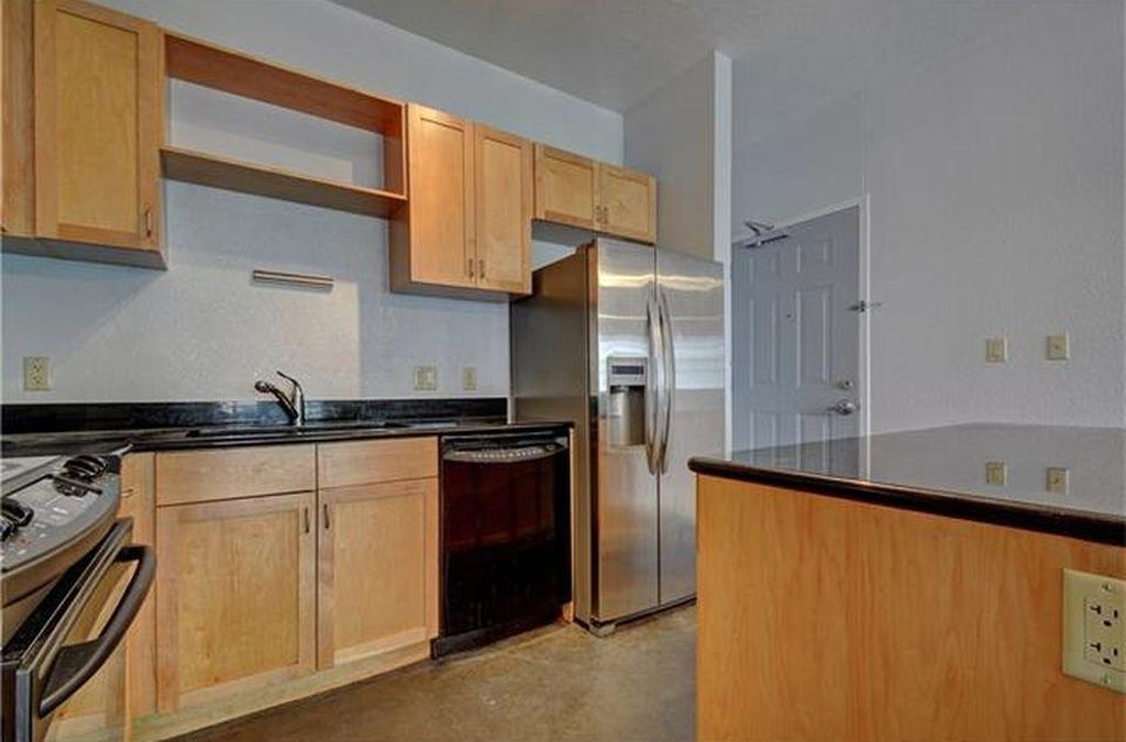 711 W 26th St #300 Austin, Texas 78705