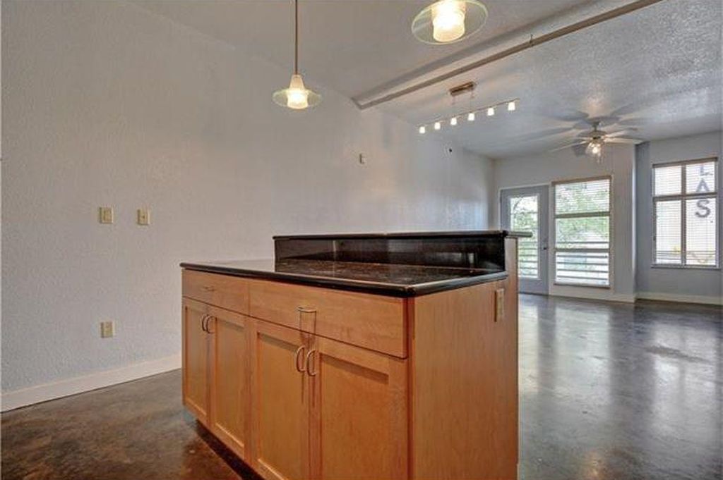 711 W 26th St #300 Austin, Texas 78705