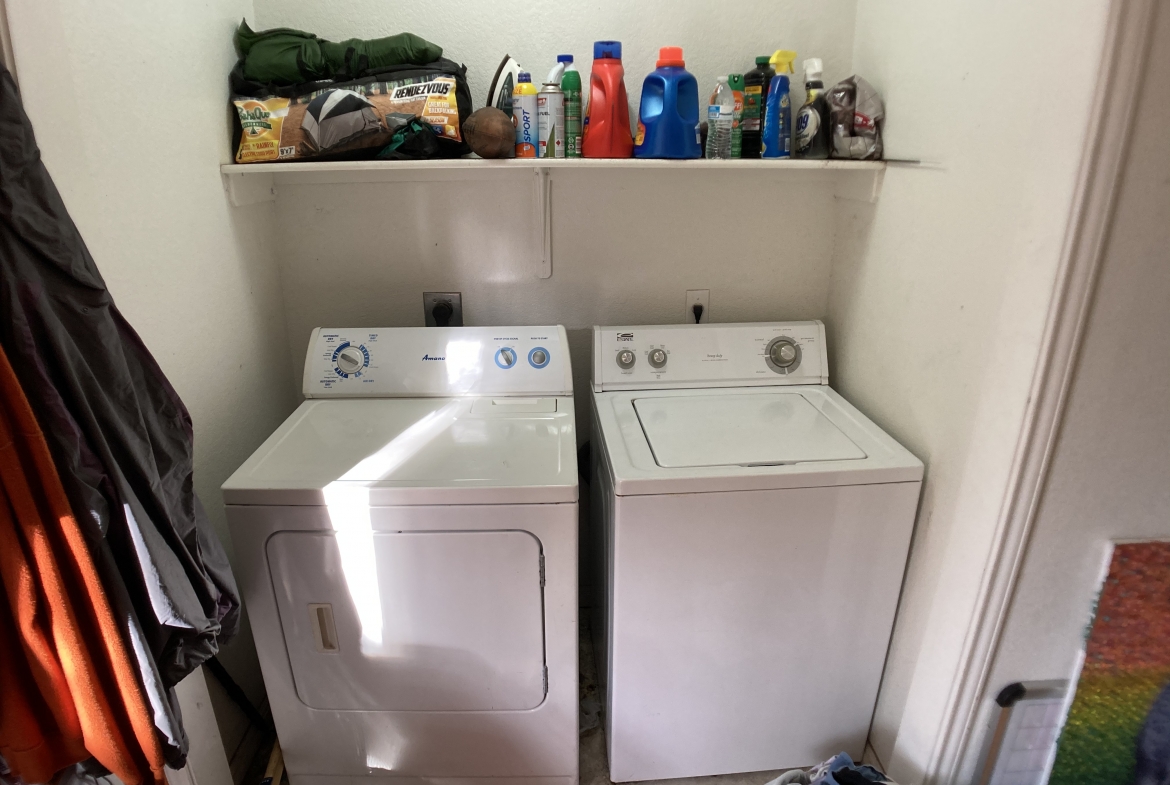 5501 Duval #B Austin, Texas 78751