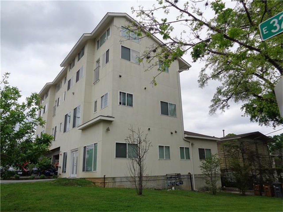 210 E 32nd # A