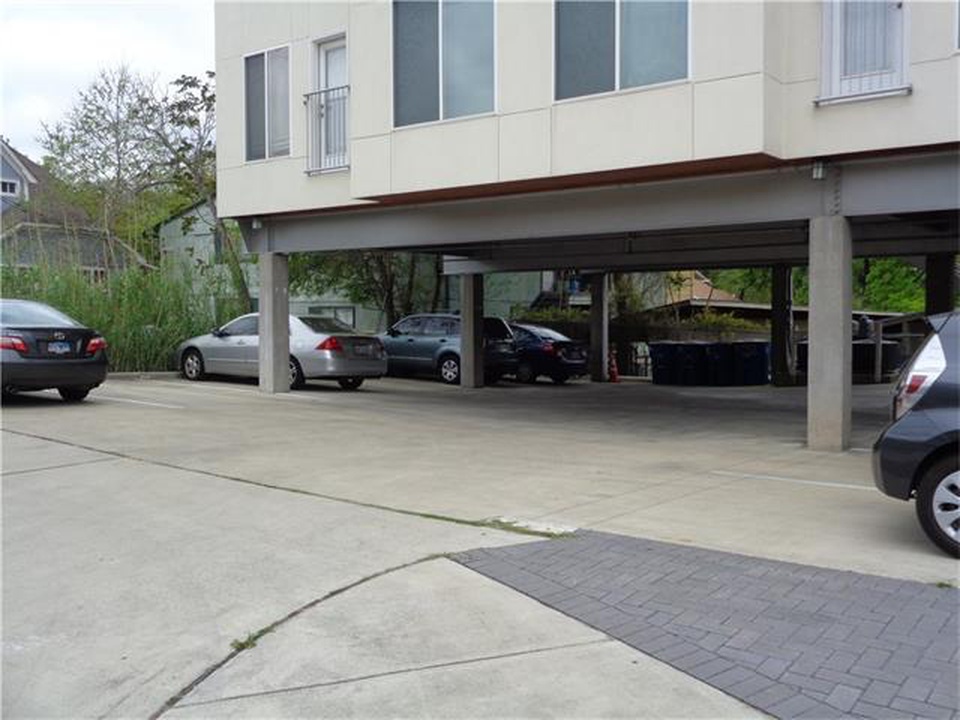 210 E 32nd # A Austin, Texas 78705
