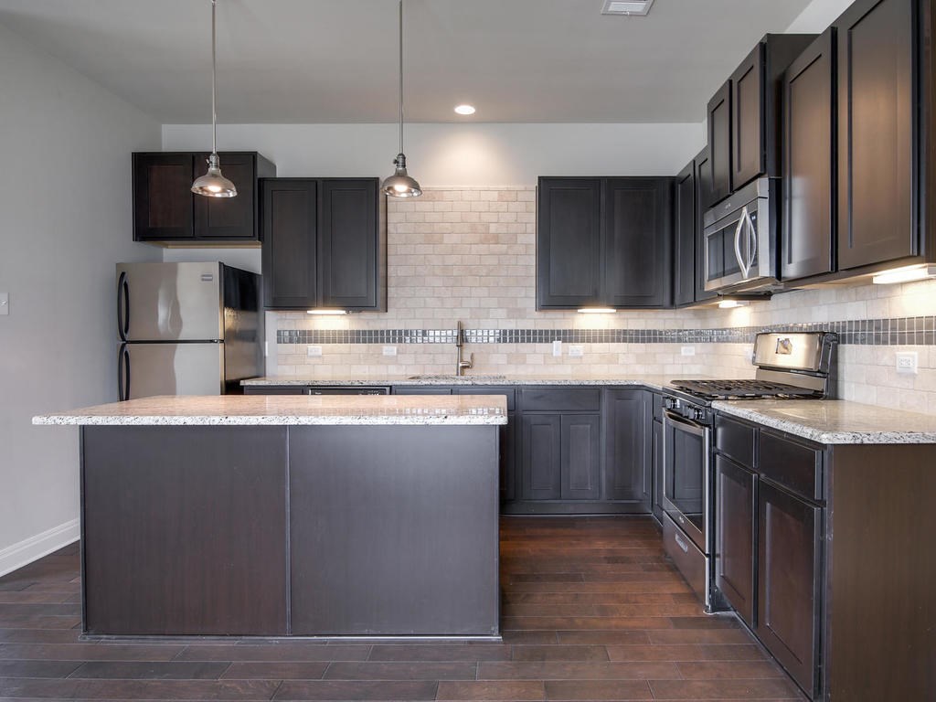 700 Applewood Dr #F Austin, Texas 78660