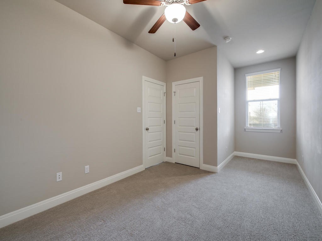 700 Applewood Dr #F Austin, Texas 78660
