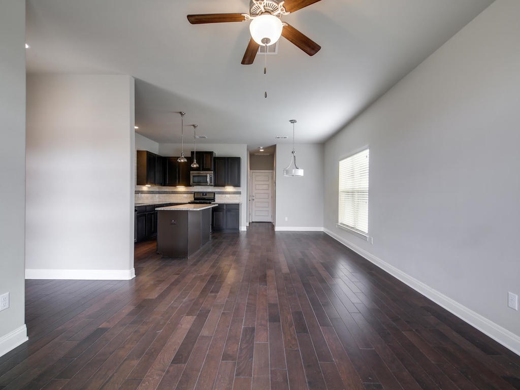700 Applewood Dr #F Austin, Texas 78660
